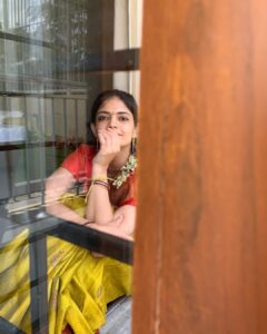 Kalpika Ganesh Instagram - Serene
Peace
Divinity 

#ttd #serene #peace #divinity #phoneclicks #iphonexr #candid #saree #realme #noedit #nofilter #nomakeup #traditional