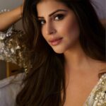 Karishma Kotak Instagram - Hi world 🌎