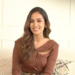 Mira Rajput Instagram - Every season is now mango season! With @wellbeing.nutrition ’s Marvel Melts that are packed with organic vitamins B12+ D3 and folate, you can give your child a healthy dose of mangolicious goodness everyday! Also, they have a limited period Buy 1 Get 1 free sitewide! Get shopping 🙂 #WellbeingNutrition #Melts #Vitamins #Marvel #WellbeingNutritionXMira