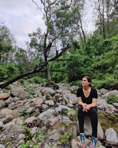Mona Singh Instagram - The more grateful I am the more beauty I see #nature #trekking #atpeace #happy