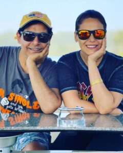 Mona Singh Instagram - A weekend full of love laughter n new experiences #boatrides #sunbathing #weekend #farmlife #perfectweekend