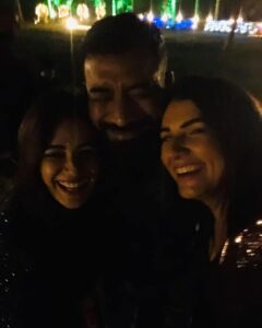 Mona Singh Instagram - My tribe .. bling bday n newyear spent well #niku #bday #2020 #bling #happyfaces