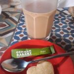 Mona Singh Instagram - #germanbakery #pune #myfavplace #masalachai #carrotcake #rains #instamoment German Bakery