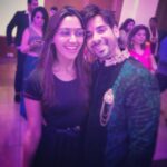 Nikita Dutta Instagram - Underdressed level 99. But made it in time to watch this bum get hitched! Congratulations @kunalrverma @banerjeepuja 🤗🤗 The Club Mumbai