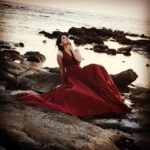 Nikita Dutta Instagram - The voice you hear next to the sea speaks to your soul. #CurrentMood #JustOneOfThoseDays