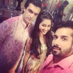 Nikita Dutta Instagram - Pink it is! #OnSet #ShootShenanigans #DreamGirlDiaries Film City
