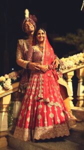 Nikita Dutta Instagram - Ishq walon ko Allah bachaaye 🎶💕🌸
.
#BTS
.
#MastNazronSe
#tseries @tseries.official #BhushanKumar @jubin_nautiyal @manojmuntashir @rochakkohli @ashishforfilms @adityadevmusic @kohlihimansh @anushkasen0408 @sunilpateldop
.
Make Up: @mitavaswani
Hair: @shalinisharmamakeupandhair
Stylist: @shreejarajgopal