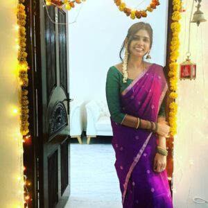 Niranjani Ahathian Instagram - Happy Diwali 🪔