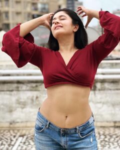 Poonam Bajwa Instagram - 💙🌤️🌧️
….At least we are under the same sky , You and I! -Ranata Suzuki

📸 @curls_and_curves555