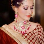 Preetika Rao Instagram - Last Pic.. Life mein Dash of Spice zaroori hai ;) Happy Diwali 😎 🍧🍰🍰🧁 . . #reel #reels #trending #viralvideos