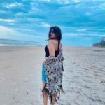 Pujita Ponnada Instagram - Smell the Sea 🌊 Feel the Breeze 🫧 Hear the Ocean 🐚 📸 @pethakamsetti #pujitaponnada #actor #love Goa