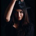 Pujita Ponnada Instagram - Don’t try to fit in when you were born to stand out 💫 Good morning fam 🌞 Shot by @thescienceofphoto #pujitaponnada #actor #potrait #happysunday #goodvibesonly #thelightseries