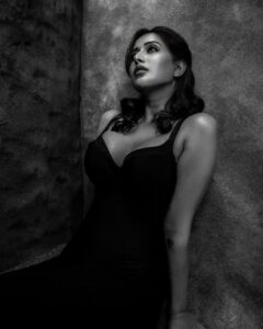 Raiza Wilson Instagram - Sad girl autumn 🍂 
@palaniappansubramanyam 
@ramya_mua 
@basement._studios