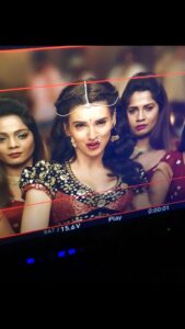 Scarlett Mellish Wilson Instagram - Tap in ! To my Bollywood Soul this Monday ! 

Thanks @mitesh.mehtaa for the audio ! 
@toabhcreative 

#ScarlettWilson #TeluguActress #TeluguCinema #TeluguSongs #TeluguMovie #KalkiMovie #Dancer #ItemSong #DancersLife #DancersOfInstagram #POTD #DanceVideo #MusicVideo
