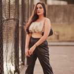Shivshakti Sachdev Instagram - Baatein .... Outfit Top @urbanic Pants @hm Bag @michaelkors #outfitoftheday #thankful #blessed #ootd #fashion #fashioninfluencer #fashionblogger #summeroutfits #ootdfashion #ootdindia #indianyoutuber #youtubeindia #love #youtube #outfit #outfitoftheday #hairflip #trending #feelitreelit #feelkaroreelkaro