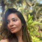 Shonali Nagrani Instagram - Beach……….. it’s a feeling….. #reels #reelsinstagram #reelsvideo #reelkarofeelkaro #reel #reelsindia #reelbeach #reelswimwear #beachlife #beachbum #beachvibes #beachday #beach #swim #bikini #beachwear