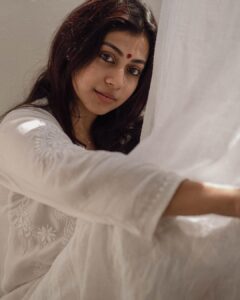 Shruti Ramachandran Instagram - ‘Mauna’
Shot by the best person @pournami_mukesh_photography ❤️