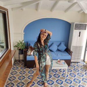 Shruti Ramachandran Instagram - Holiday spam 🌝

📸 @theprawncis