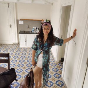 Shruti Ramachandran Instagram - Holiday spam 🌝

📸 @theprawncis