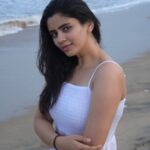 Soundariya Nanjundan Instagram - NO MAKEUP BARE FACE . Shot on @nikonindiaofficial Outfit- @saras_boutique_2414 📸- @bhoopalm_official . . . . . . . . . #soundariyananjundan #chennai #kannadiga #soundariya #actress #tamilcinema #model #performer #actor #tamilnadu #bangalore #cinema #modellife #kollywood #soundarya #soundaryananjundan #modelling #fashion #actorslife #outfitoftheday #ootdfashion #reels #reelsinstagram #photo #photographer #camera #lifestyle #fashionblogger Sea breeze