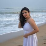 Soundariya Nanjundan Instagram - A Ocean Girl Who Loves The 🌊 #nikon #nomakeup look . Shot on @nikonindiaofficial Outfit- @saras_boutique_2414 📸- @bhoopalm_official . . . . . . . . . #soundariyananjundan #chennai #kannadiga #soundariya #actress #tamilcinema #model #performer #actor #tamilnadu #bangalore #cinema #modellife #kollywood #soundarya #soundaryananjundan #modelling #fashion #actorslife #outfitoftheday #ootdfashion #reels #reelsinstagram #photo #photographer #camera #lifestyle #fashionblogger Sea Side