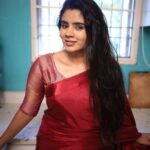 Soundariya Nanjundan Instagram - Perhaps the light is best in your kitchen in the morning 😉☀️ #sareelove #indianwear . Blouse Stitched & Designed By ♥️- @yash_unique05 Saree🌸- @purplestudio.in On Camera 📸 - @bhoopalm_official 🌟 . #soundariyananjundan #soundariya #nanjundan #soundarya #soundaryananjundan Home Sweet Home