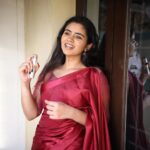 Soundariya Nanjundan Instagram - Any perfume Lovers ? Having My Little Moments ❣️With Customised Perfumes From @scent_vogue #perfume #perfumelover . One-Stop Shop for all your perfume Needs. Gift Your Loved Ones with personalised perfumes ❤️ . Perfume Fragrance: 🌸Calvin Klein one shock for her 🌸Davidoff echo 🌸Burberry her eau de parfum . #soundariyananjundan #soundariya #nanjundan #soundarya #soundaryananjundan Perfume World