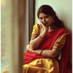 Soundariya Nanjundan Instagram - எல்லாம் உண்டு! ஆனால், எதுவும் நிரந்தமில்லை! 🍂🍂 . Outfit- @bhuvis_the_fashion_atelier 📸 - @navneethbalachanderan Styling- @indu_ig H&M- @kowshi_mua Location- @zonebythepark_chennai . . . . . . #soundariyananjundan #soundariya #nanjundan #soundarya #soundaryananjundan #chennai #tamilnadu Zone by The Park - Chennai