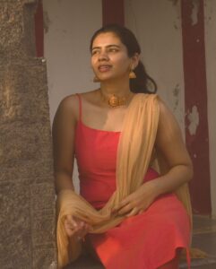 Soundariya Nanjundan Instagram - Golden hour of magical light ✨🌞 
#happyayudhapooja #ayudhapooja 
.
☀️ goldenhoursarehappyhours 
.
/nomakeup /bareface
.
Shot on @nikonindiaofficial 
Jewelry- @gaanafashion 
Outfit- @tina_couture1607 
📸- @bhoopalm_official
.
.
.
.
.
.
.
.
.

#soundariyananjundan #chennai #kannadiga #soundariya #actress #tamilcinema #model #performer #actor  #tamilnadu #bangalore #cinema #modellife #kollywood #soundarya #soundaryananjundan #modelling #fashion #actorslife #outfitoftheday #ootdfashion #reels #reelsinstagram #photo #photographer #camera #lifestyle #fashionblogger