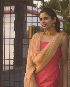 Soundariya Nanjundan Instagram - Golden hour of magical light ✨🌞 
#happyayudhapooja #ayudhapooja 
.
☀️ goldenhoursarehappyhours 
.
/nomakeup /bareface
.
Shot on @nikonindiaofficial 
Jewelry- @gaanafashion 
Outfit- @tina_couture1607 
📸- @bhoopalm_official
.
.
.
.
.
.
.
.
.

#soundariyananjundan #chennai #kannadiga #soundariya #actress #tamilcinema #model #performer #actor  #tamilnadu #bangalore #cinema #modellife #kollywood #soundarya #soundaryananjundan #modelling #fashion #actorslife #outfitoftheday #ootdfashion #reels #reelsinstagram #photo #photographer #camera #lifestyle #fashionblogger
