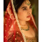 Srushti Dange Instagram - 🪔💫 Desinger by @nirali_design_house Makeup by @makeup_by_kez Hairdo by @banu_hairstylist_sareedrapist Photography by @camerasenthil Jewellery by @challani_jewellery Shoot organise by @rrajeshananda