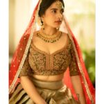 Srushti Dange Instagram - 🪔💫 Desinger by @nirali_design_house Makeup by @makeup_by_kez Hairdo by @banu_hairstylist_sareedrapist Photography by @camerasenthil Jewellery by @challani_jewellery Shoot organise by @rrajeshananda