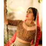 Srushti Dange Instagram - 🪔💫 Desinger by @nirali_design_house Makeup by @makeup_by_kez Hairdo by @banu_hairstylist_sareedrapist Photography by @camerasenthil Jewellery by @challani_jewellery Shoot organise by @rrajeshananda