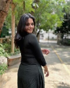 Swathishta Krishnan Instagram - 💚
.
.
.
Wearing @instorefashions