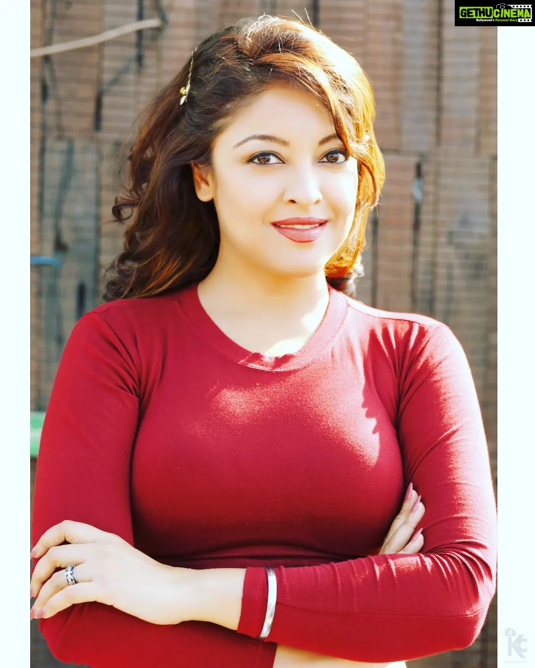 Tanusree Sex Video Com - Actress Tanushree Dutta HD Photos and Wallpapers September 2022 - Gethu  Cinema