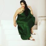 Tanushree Dutta Instagram - Goodmorning!! First look of my glam shoot @roselinmiddleton_ @sheetal_pal @_anshikamishra_9 @make_up_your_day @baliphotographyofficial @nividhita_nayak