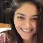 Vaibhavi Shandilya Instagram - My kind of Friday Night ! I don’t count my sit-ups. I only start counting when it starts hurting because they’re the only ones that count. - Muhammad Ali What were you guys upto ?
