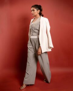 Aditi Shankar Instagram - Clearly, I couldn’t pick just one photo to post from this day 

#viruman promotions 

Styled by: @dr.vinothinipandian
Photographed by📸 : @kiransaphotography 
Outfit👗: @zara 
MUAH💄: @vishalcharanmakeuphair @hairbyradhika