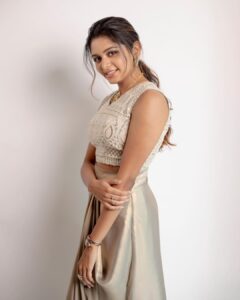 Aditi Shankar Instagram - Effortless glam 🌟 

#viruman promotions 

Styled by: @dr.vinothinipandian
Photographed by 📸 : @kiransaphotography 
Outfit👗: @rehanabasheerofficial
MUAH💄: @pinkylohar 
Jewellery💎: @JCSjewelcreations