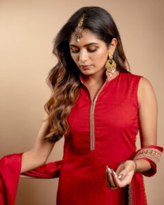 Aditi Shankar Instagram - Nothing beats a traditional look☀️

#viruman promotions 

Styled by: @dr.vinothinipandian
Photographed by📸 : @kiransaphotography 
Outfit👗: @rehanabasheerofficial
MUAH💄: @vishalcharanmakeuphair @hairbyradhika 
Jewellery💎: @JCSjewelcreations