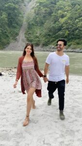 Aditi Vats Instagram - #majnu 
🤍🤍🤍🤍🤍
.
.
.
.
.
.
.
.
.
.
#aditivats #aditivatshot #aditivatshottest #aditivatsbeautiful #music #musicvideo #musicvideos #romancevideo #aamirali #mikasingh