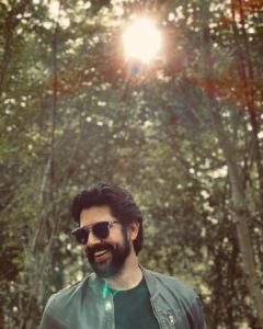 Aftab Shivdasani Instagram - ‘Someone asked me, “what is your religion?”
I said, “All the paths that lead to the light.” ‘ 
- Unknown. 🌞🍀