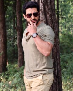Aftab Shivdasani Instagram - “You’re going to be happy”, said life, “but first I will make you strong.” ⛰⚡️