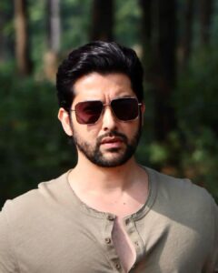 Aftab Shivdasani Instagram - “You’re going to be happy”, said life, “but first I will make you strong.” ⛰⚡️