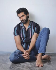 Akshay Oberoi Instagram - No shave November with this beard? 🧔🏻‍♂️

#NoShaveNovember #November #Beard