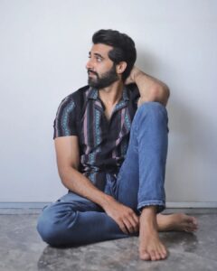 Akshay Oberoi Instagram - No shave November with this beard? 🧔🏻‍♂️

#NoShaveNovember #November #Beard