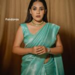Amrutha Nair Instagram - Every woman's success should be an inspiration to another. We're strongest when we cheer each other on.... ❤ 📸 @pandavasfilmfactory Saree @alankaar_be_your_own_label MUA @_bloom_bridal_studio_ Accessories @storybox.jewels Trivandrum, India