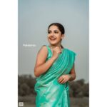 Amrutha Nair Instagram - She's a beautiful piece of broken pottery put back together by her own hands ..❤ 📸 @pandavasfilmfactory Saree @alankaar_be_your_own_label MUA @_bloom_bridal_studio_ Accessories @storybox.jewels Trivandrum, India