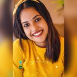 Amrutha Nair Instagram - ഏറ്റവും ഭംഗിയുള്ളത് എന്ന് നമുക്ക് തോന്നുന്നത്, നമ്മൾ ഇഷ്ടപ്പെടുന്നവയെ മാത്രം ആണ്. മാറേണ്ടത് കാഴ്ചയല്ല, കാഴ്ചപ്പാടാണ്. Top @dinani_s shoot for @varietymedia_ 📸 @mujeeb_rahman_lewedd @lewedd_photography Thiruvananthapuram, Kerala, India