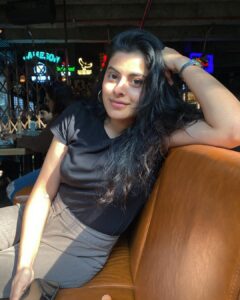 Anisha Victor Instagram - Couch potato potatoing on a couch 🛋 #drunch #couch #sunnyafternoon #friyay 🥔 @socialoffline